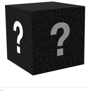 📩💌🎁- mystery box of tops